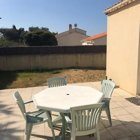 Prázdninový dům House 500 M Env. Plage Et Commerces Maison De Type 4 Avec Jardin 6 Personnes La Paree 1